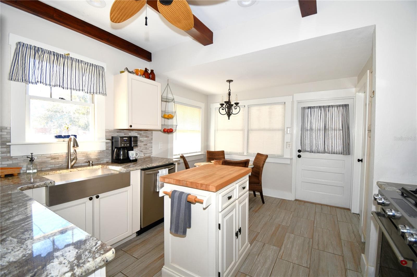 Kitchen - Island - 1245 N ALEXANDER ST, MOUNT DORA