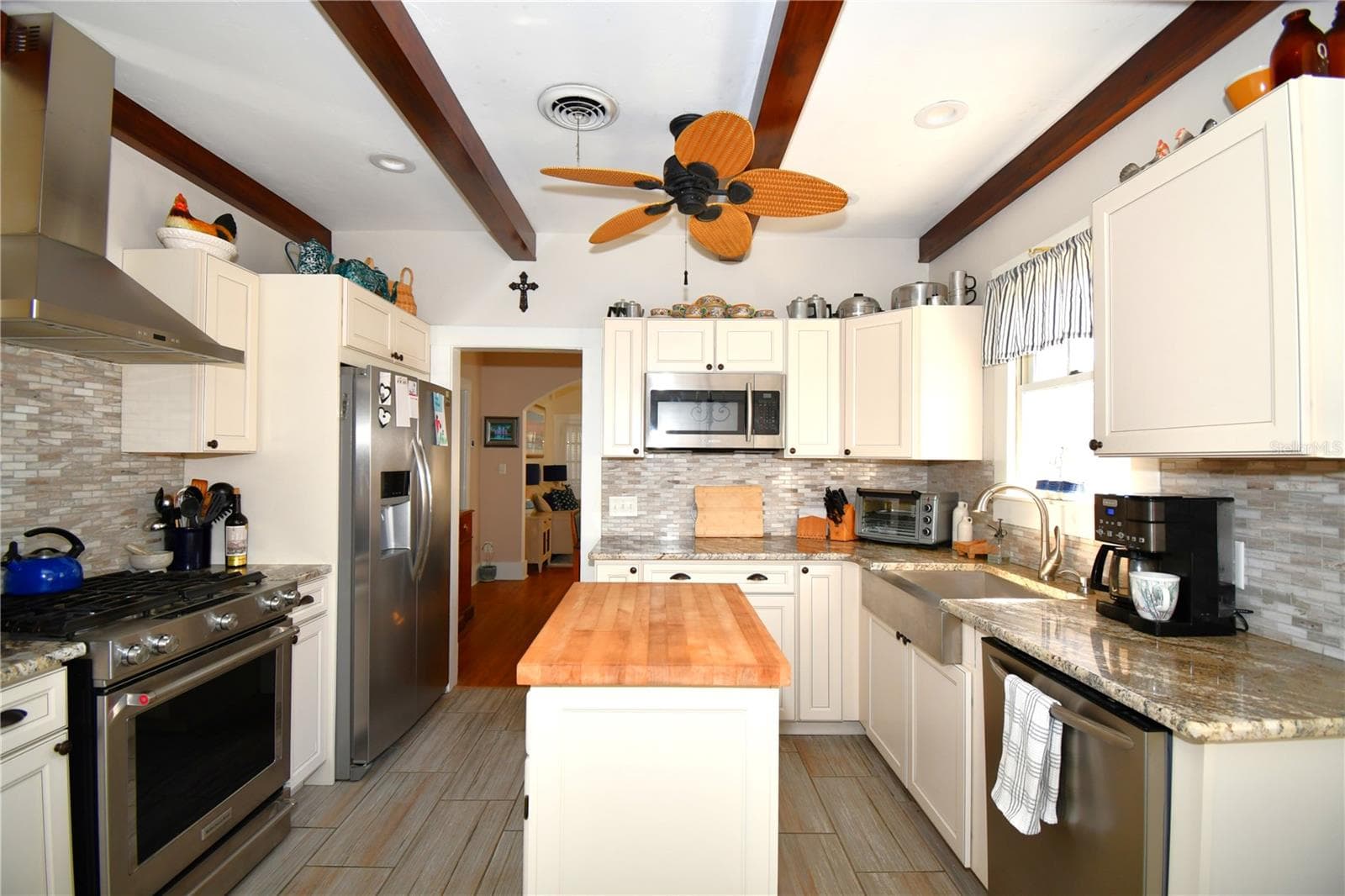 Kitchen  View of Beams - 1245 N ALEXANDER ST, MOUNT DORA