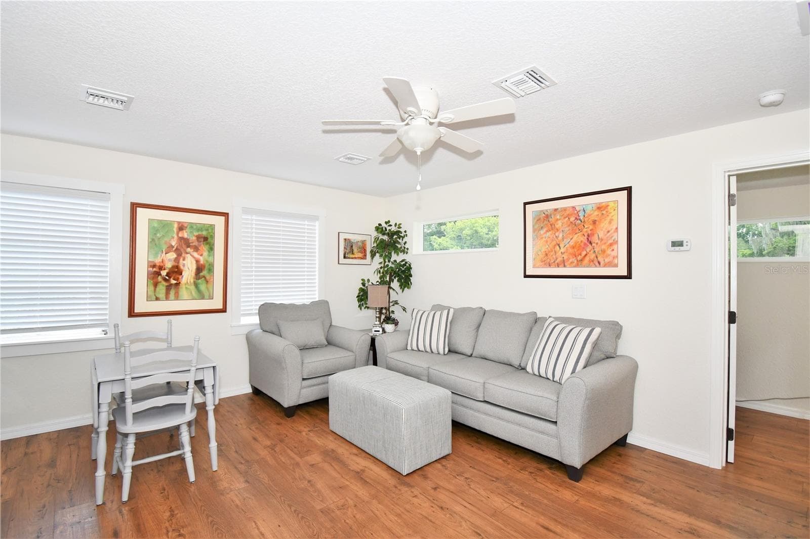Apartment Living Area - 1245 N ALEXANDER ST, MOUNT DORA