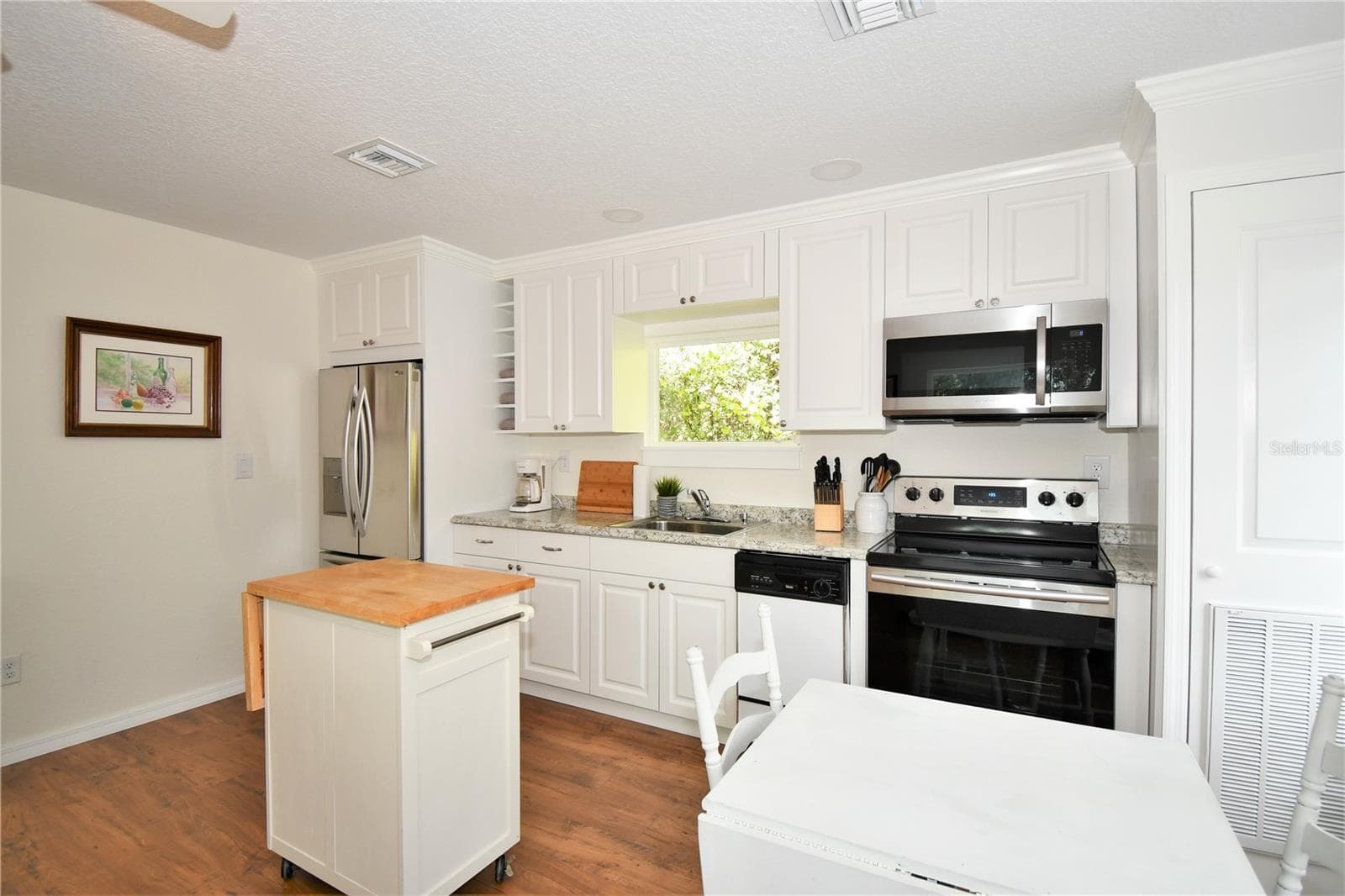 Apartment Eating Area - 1245 N ALEXANDER ST, MOUNT DORA
