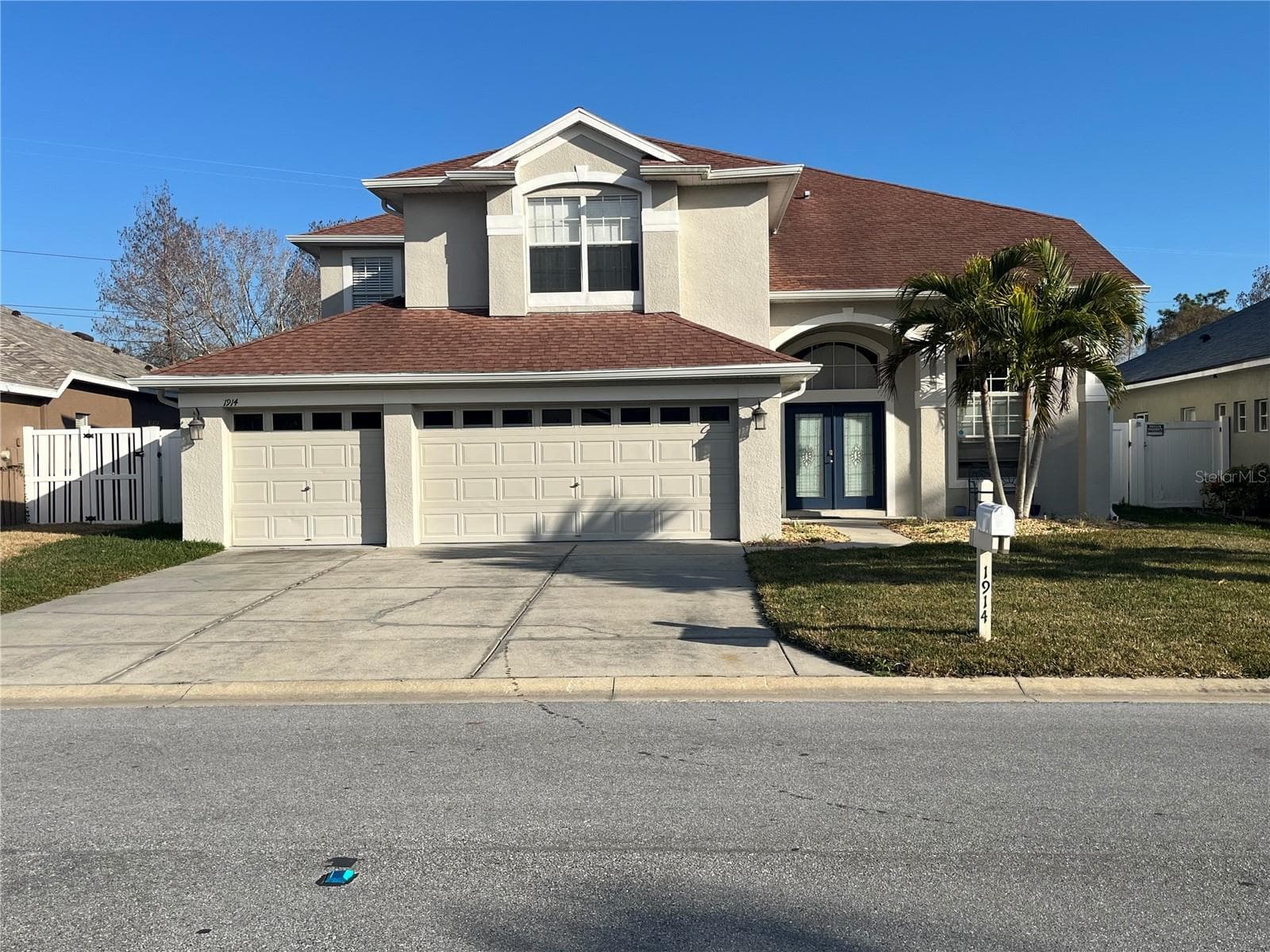 1914 OSWEGO DR
