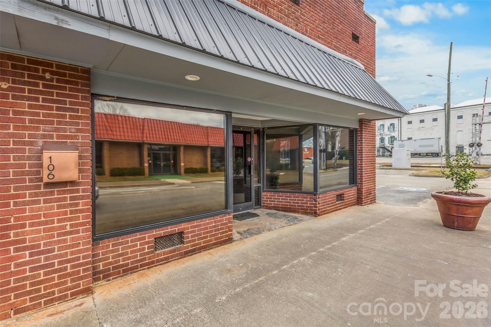 Office at 106 N Mountain Street, Cherryville, photo 4 of 30