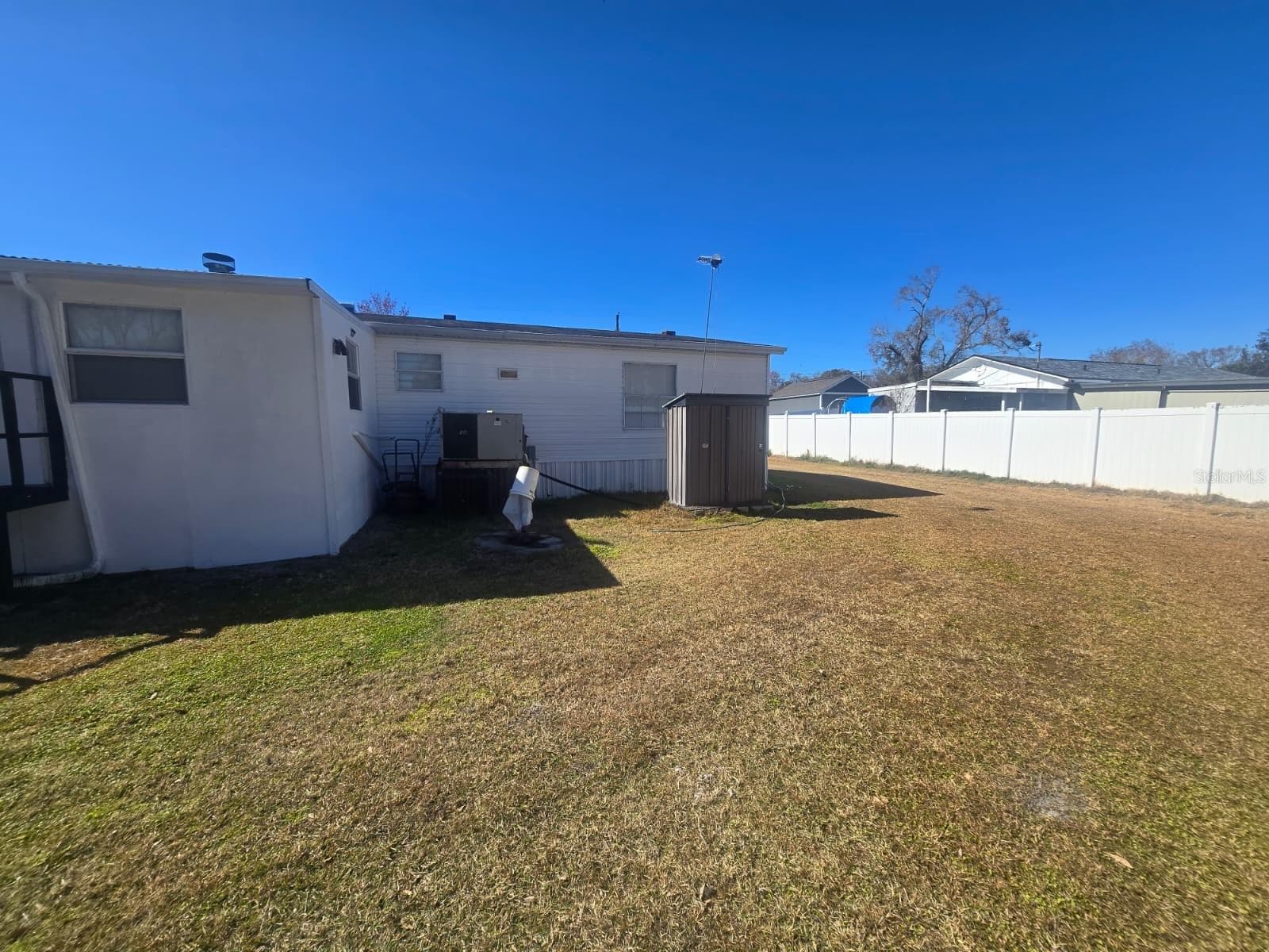 Back side - 6106 MANGROVE DR, WESLEY CHAPEL