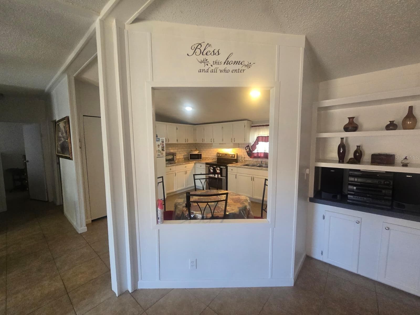 Manufactured Home at 6106 MANGROVE DR, WESLEY CHAPEL, photo 16 of 46