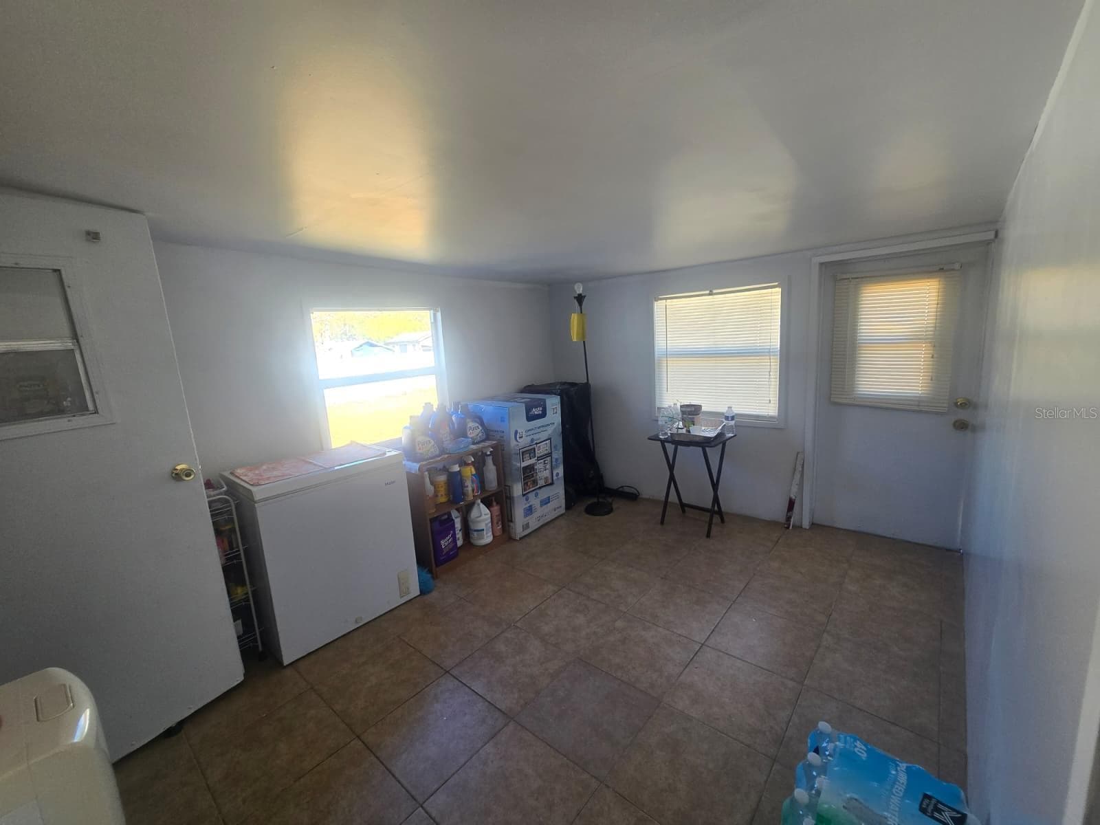 Mudroom - 6106 MANGROVE DR, WESLEY CHAPEL