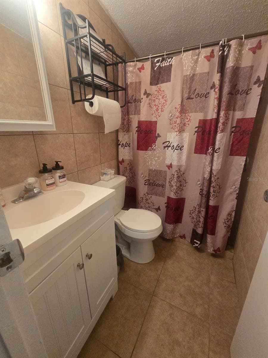 Bathroom #2 - 6106 MANGROVE DR, WESLEY CHAPEL