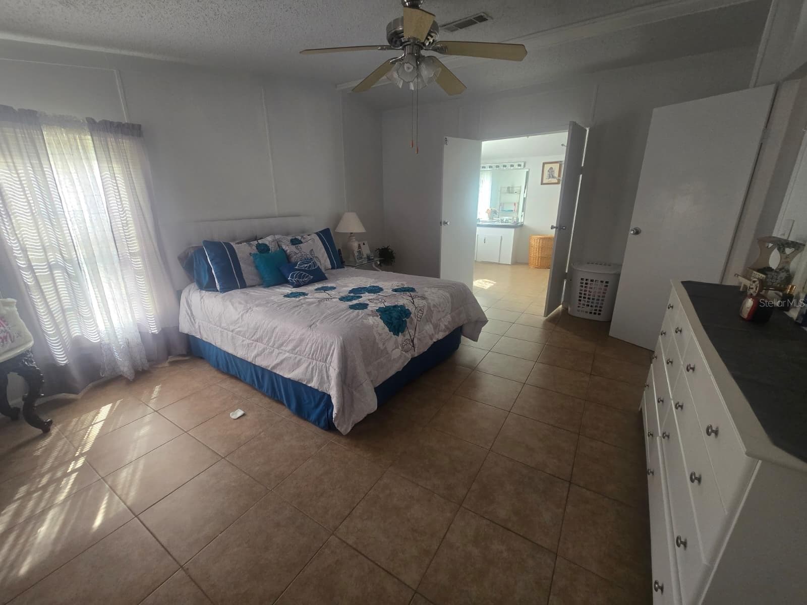 Master Bedroom - 6106 MANGROVE DR, WESLEY CHAPEL