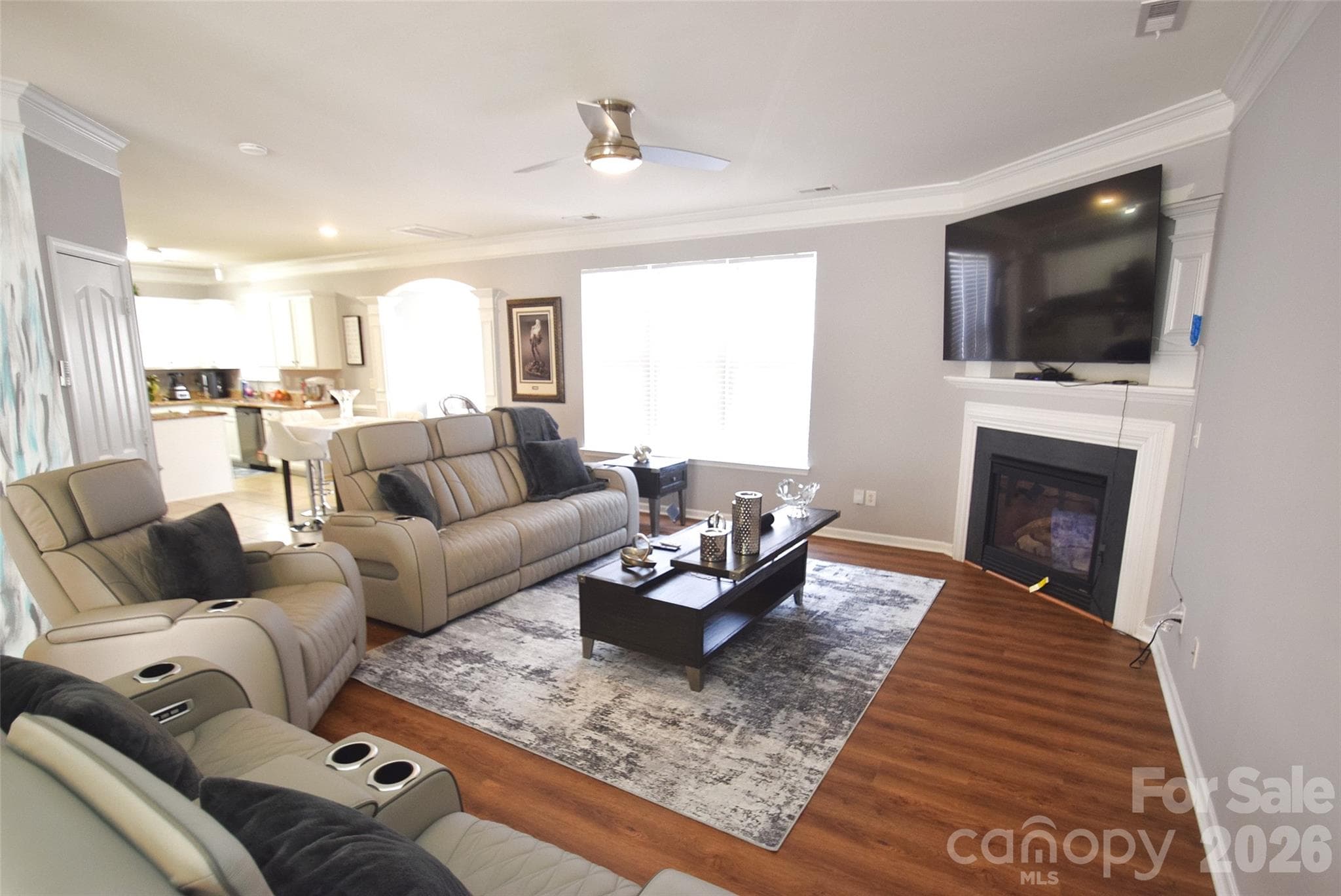 Single Family Residence at 608 Wrayhill Drive, Charlotte, photo 7 of 33