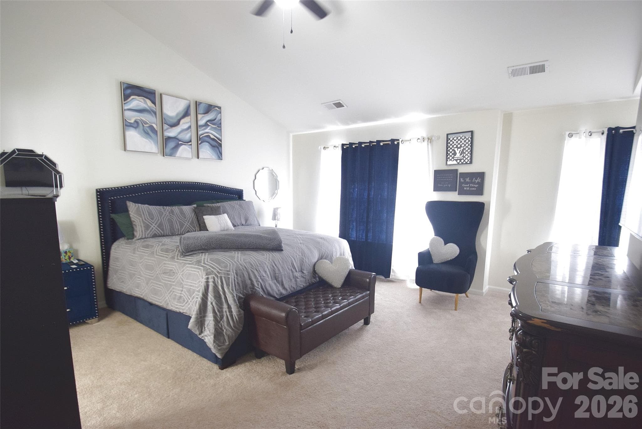 Single Family Residence at 608 Wrayhill Drive, Charlotte, photo 16 of 33