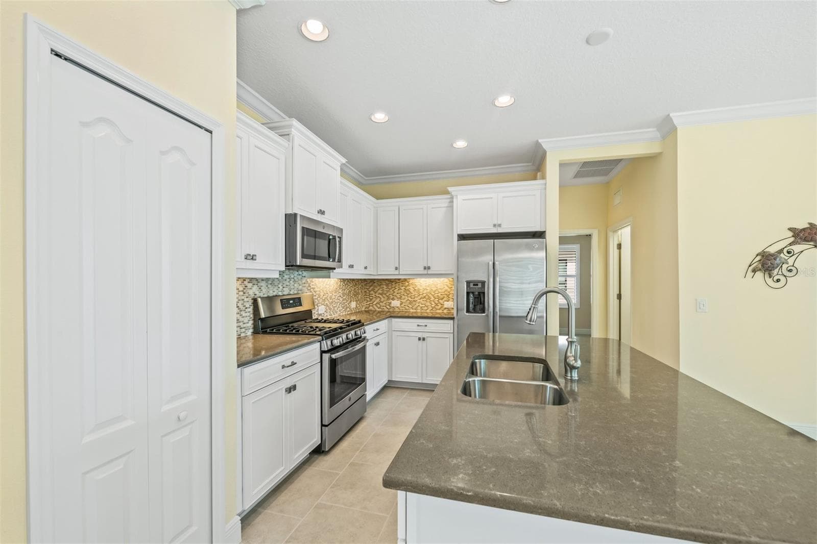 Single Family Residence at 243 CASSANO DR, NOKOMIS, photo 11 of 70