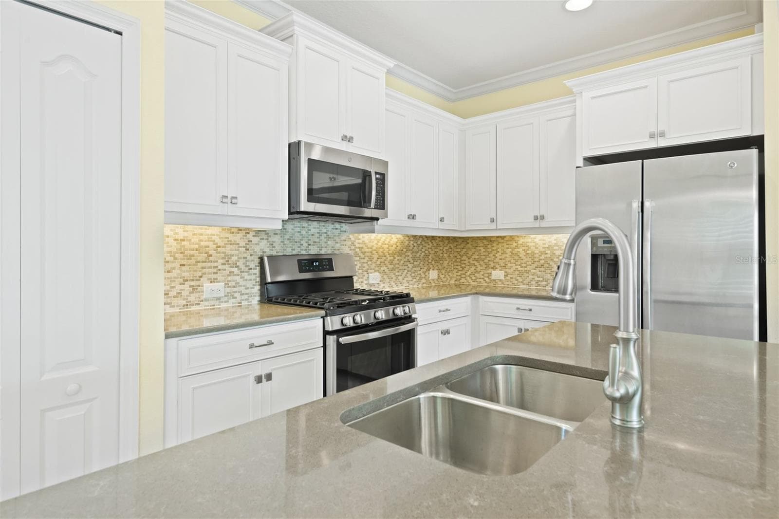 Single Family Residence at 243 CASSANO DR, NOKOMIS, photo 12 of 70