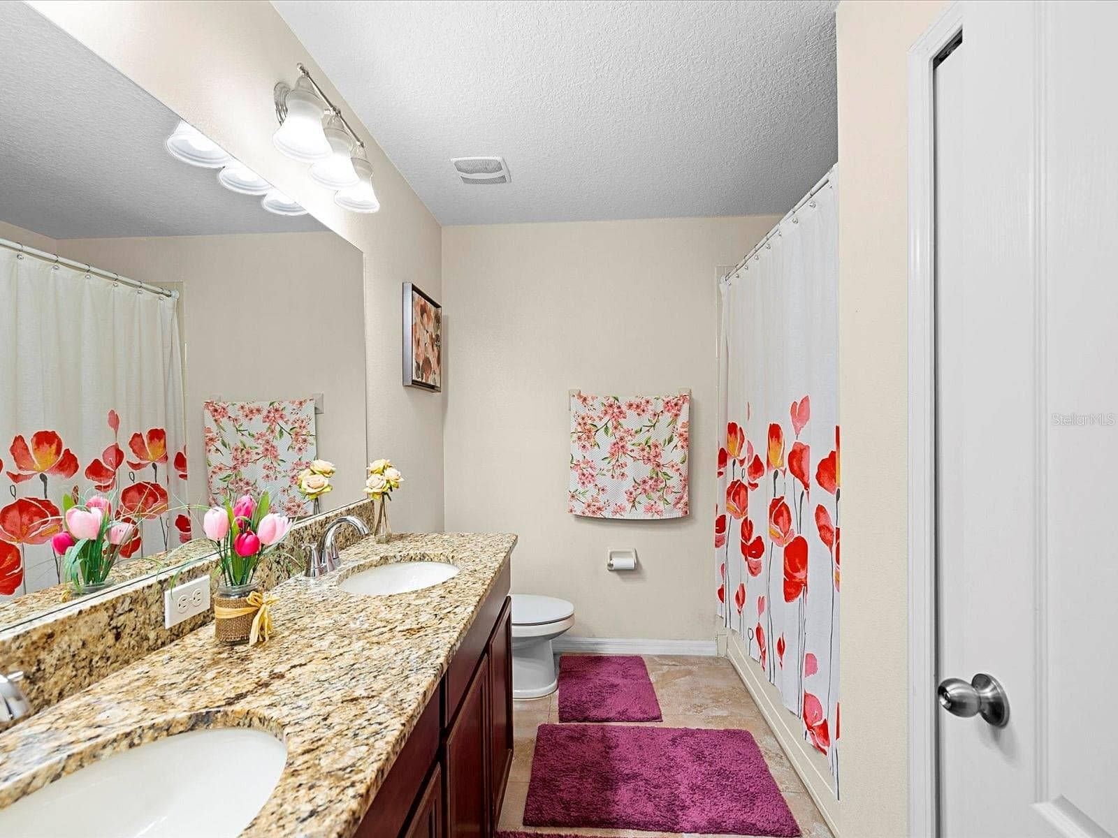 Second-floor full bathroom with dual sinks - 1716 HADDEN HALL PL, TRINITY