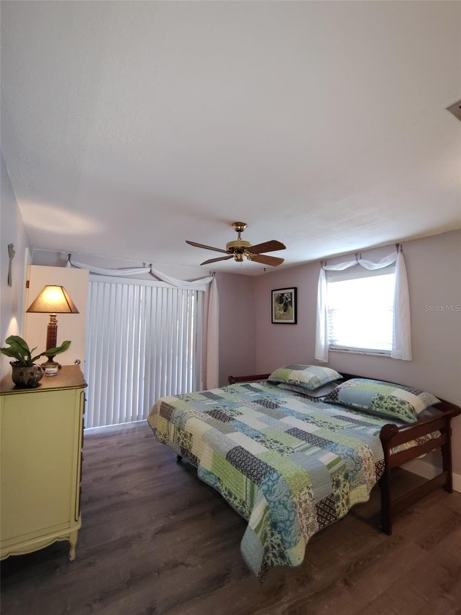 Single Family Residence at 3425 RICHBORO DR, HOLIDAY, photo 7 of 14