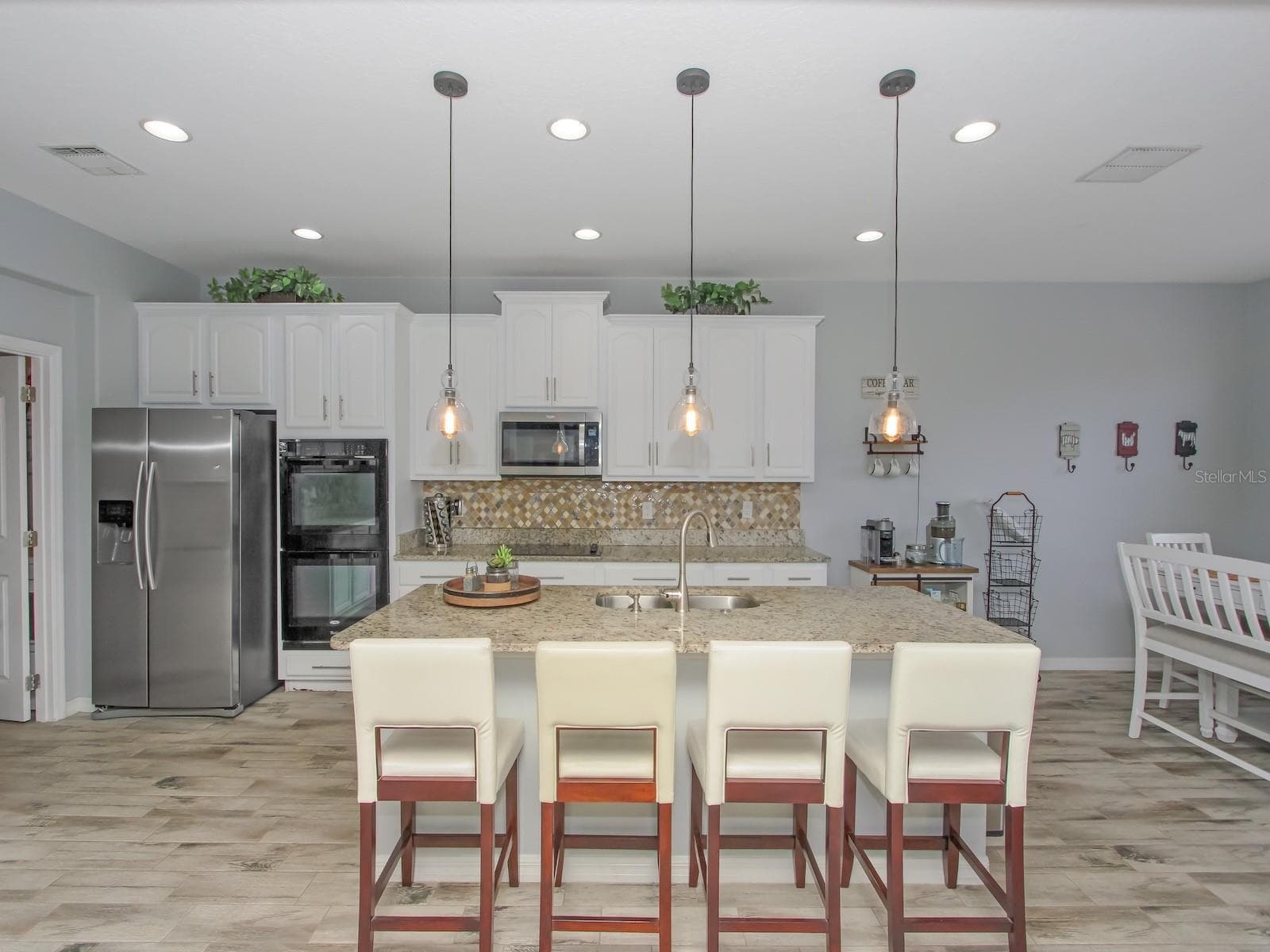 Single Family Residence at 15214 GALBI DR, ORLANDO, photo 5 of 48