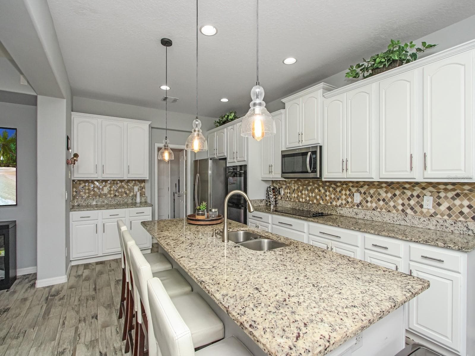 Single Family Residence at 15214 GALBI DR, ORLANDO, photo 6 of 48