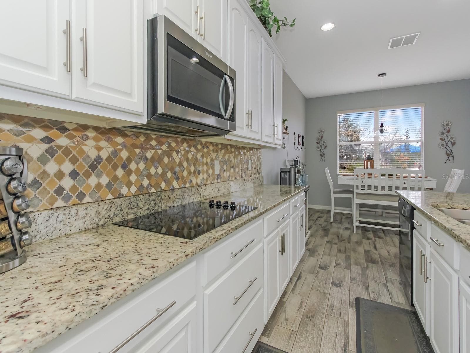 Single Family Residence at 15214 GALBI DR, ORLANDO, photo 8 of 48