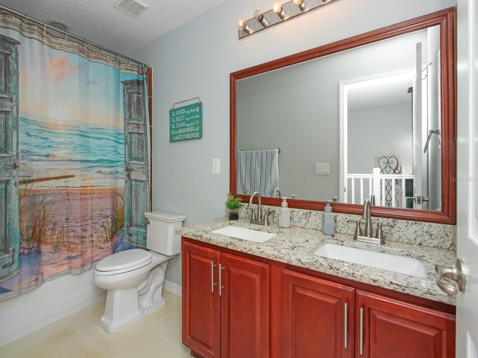 Single Family Residence at 15214 GALBI DR, ORLANDO, photo 33 of 48