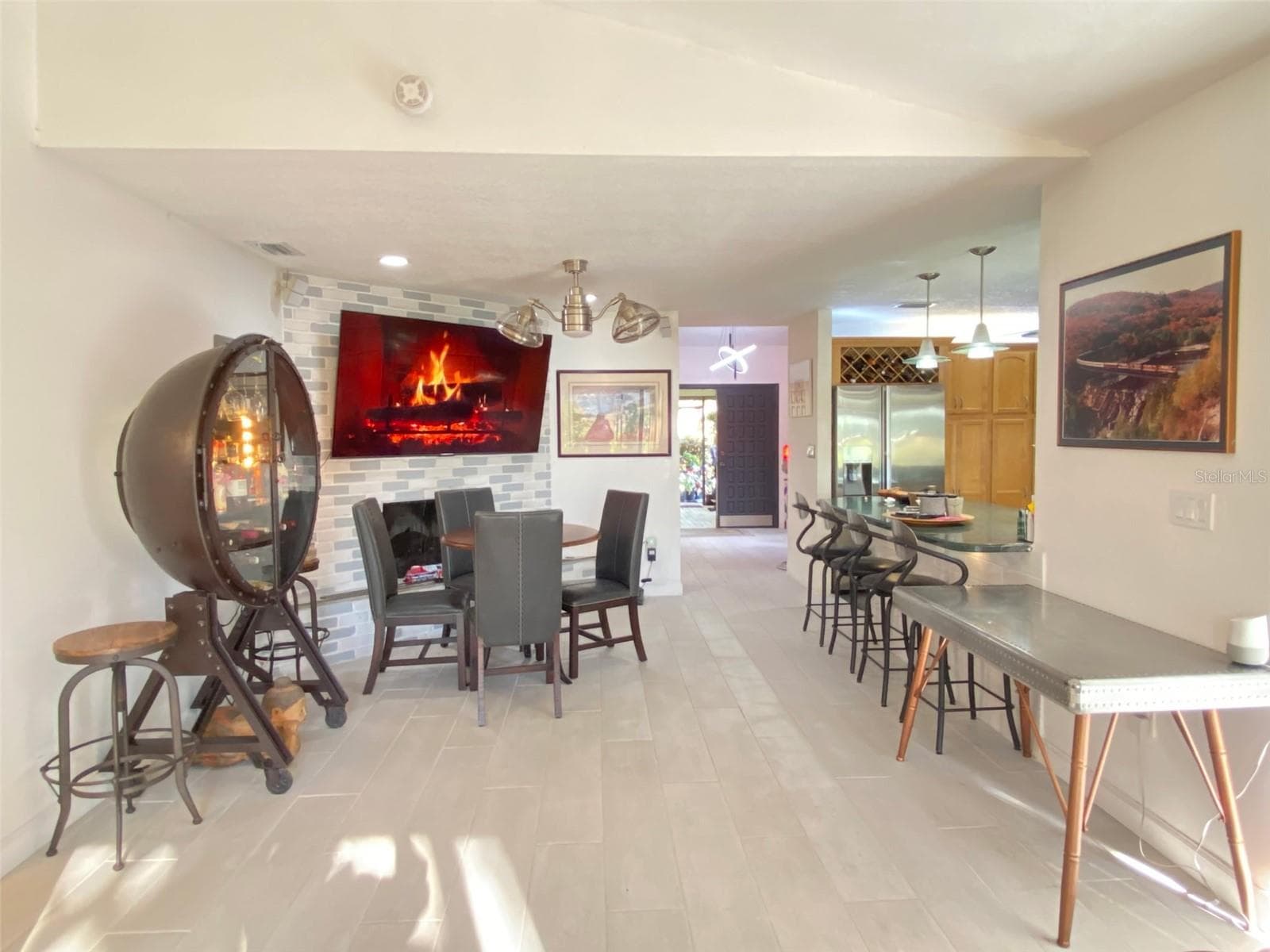 Single Family Residence at 4076 SOUTHWELL WAY, SARASOTA, photo 5 of 29