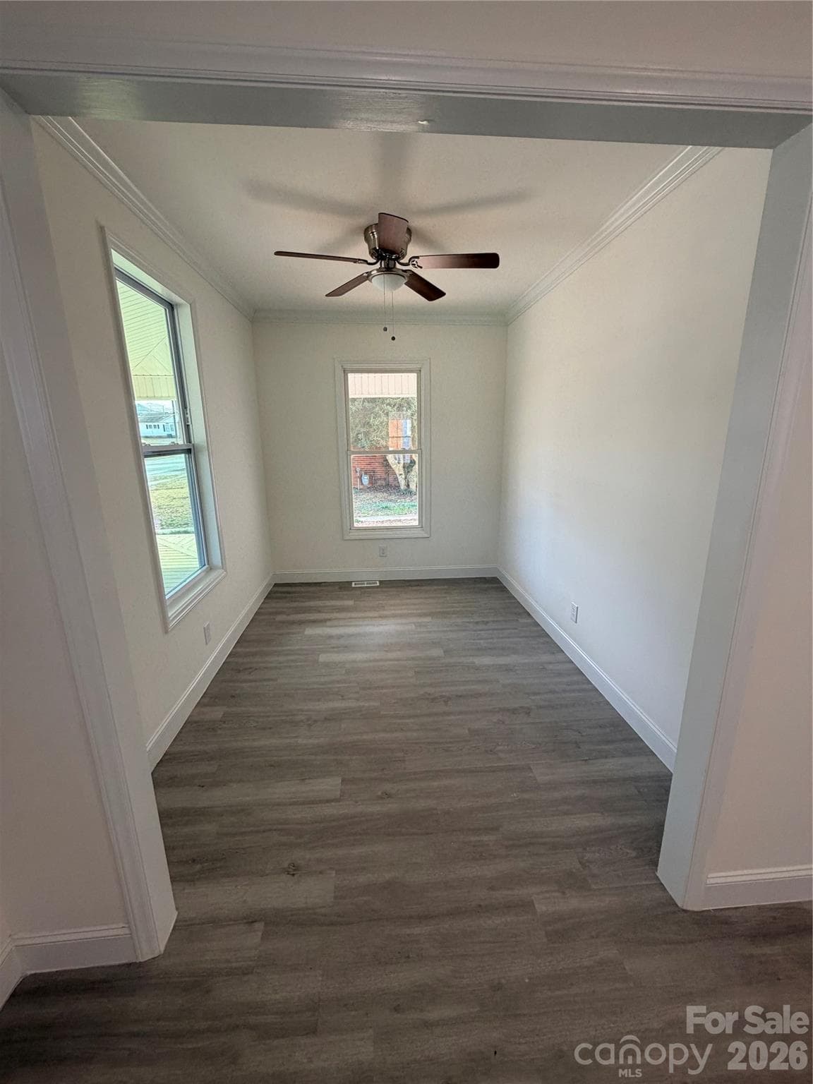 Single Family Residence at 308 N Catawba Street, Lancaster, photo 4 of 18