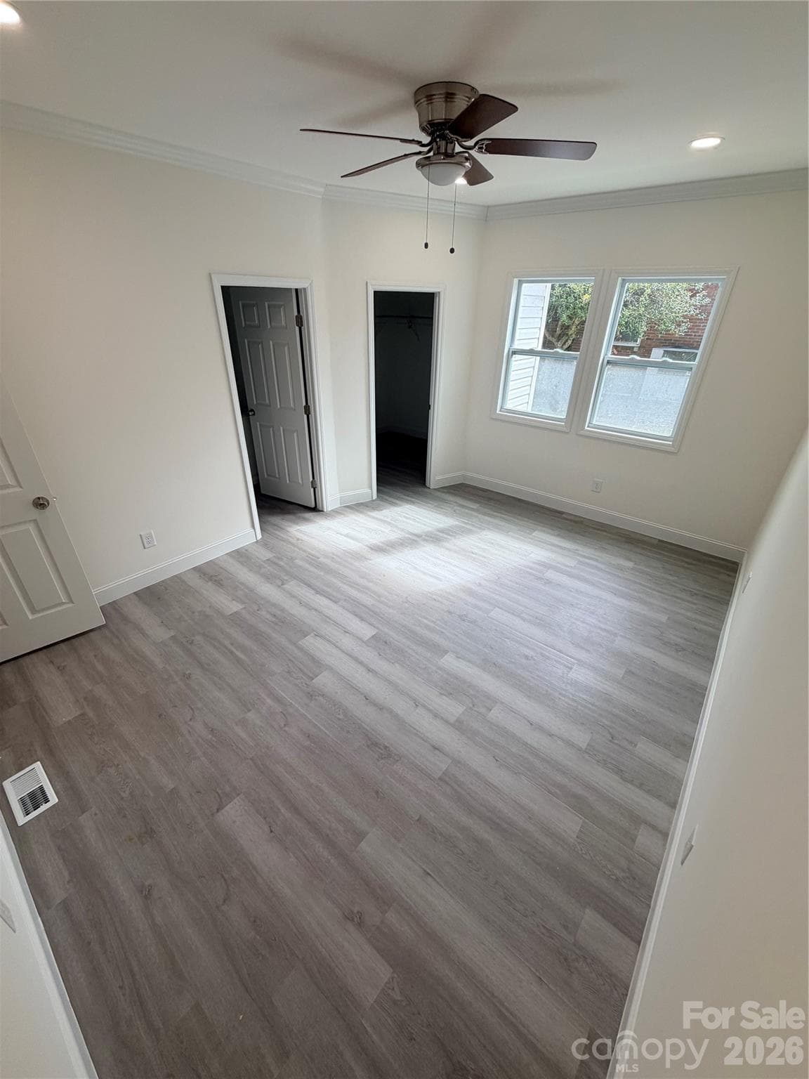 Single Family Residence at 308 N Catawba Street, Lancaster, photo 5 of 18