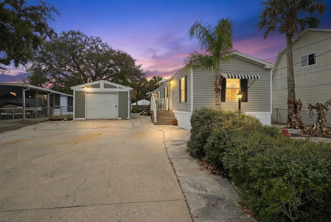 Manufactured Home at 153 GARY AVE, OAK HILL, photo 2 of 47
