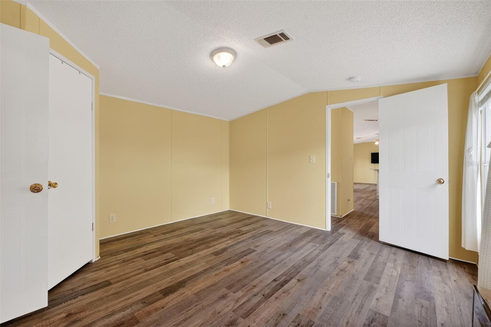 Manufactured Home at 153 GARY AVE, OAK HILL, photo 38 of 47