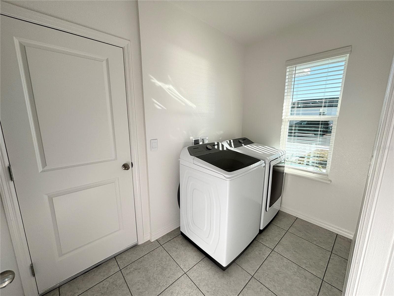 Laundry Room with Washer and Dryer Already Installed - 3844 BLUETHREAD WAY, POINCIANA
