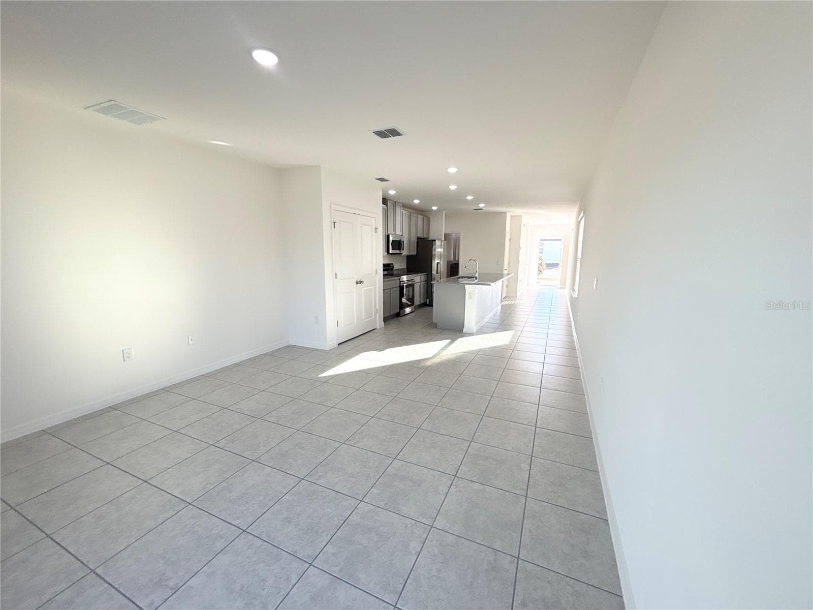 Open Concept Great Room - 3844 BLUETHREAD WAY, POINCIANA