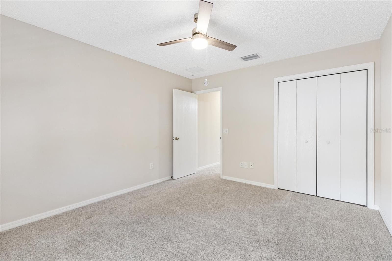 Front Guest Bedroom - 9711 SE 171ST ARGYLL ST, THE VILLAGES