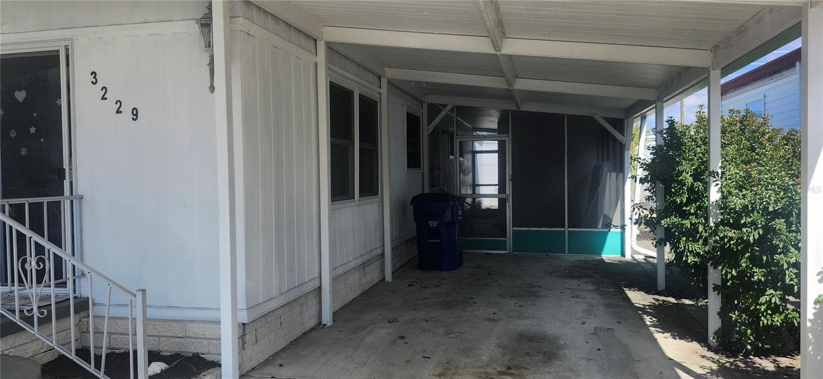 Mobile Home at 3229 TIKI DR, HOLIDAY, photo 40 of 46