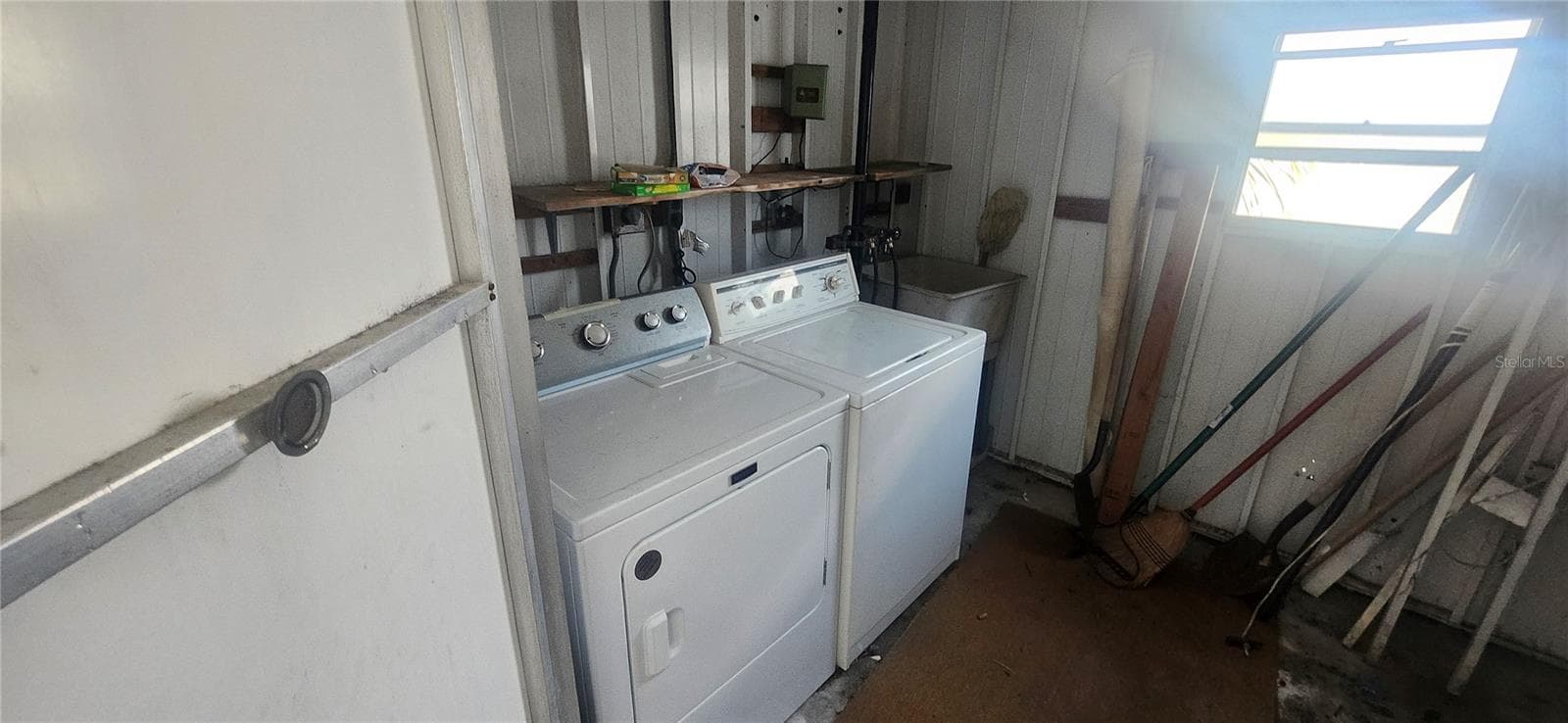 Mobile Home at 3229 TIKI DR, HOLIDAY, photo 43 of 46