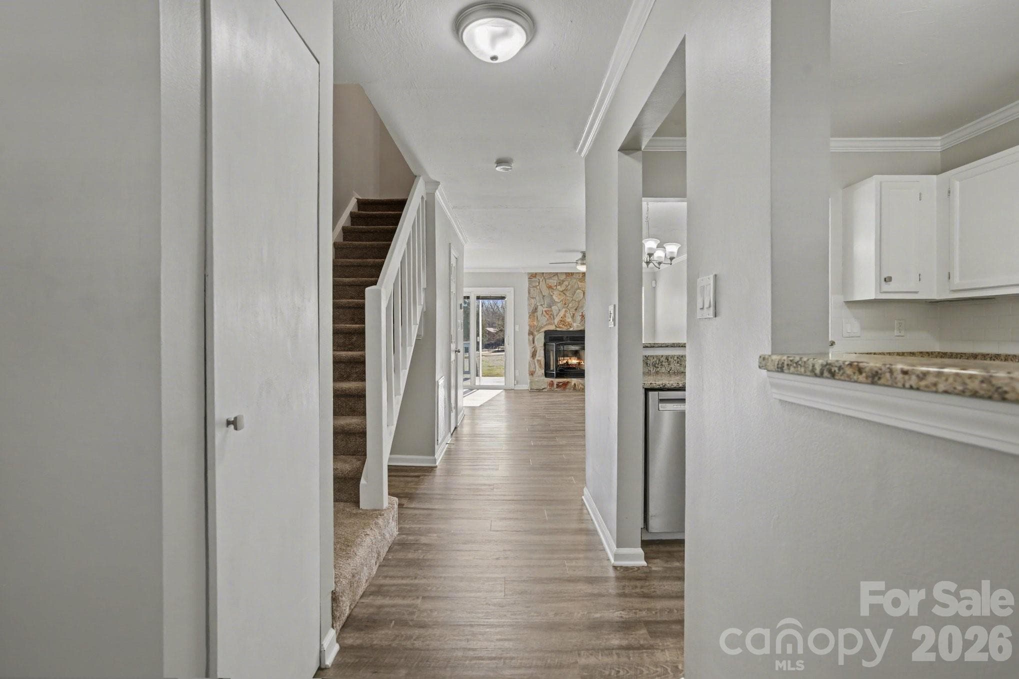 Townhouse at 8221 Circle Tree Lane, Charlotte, photo 2 of 27