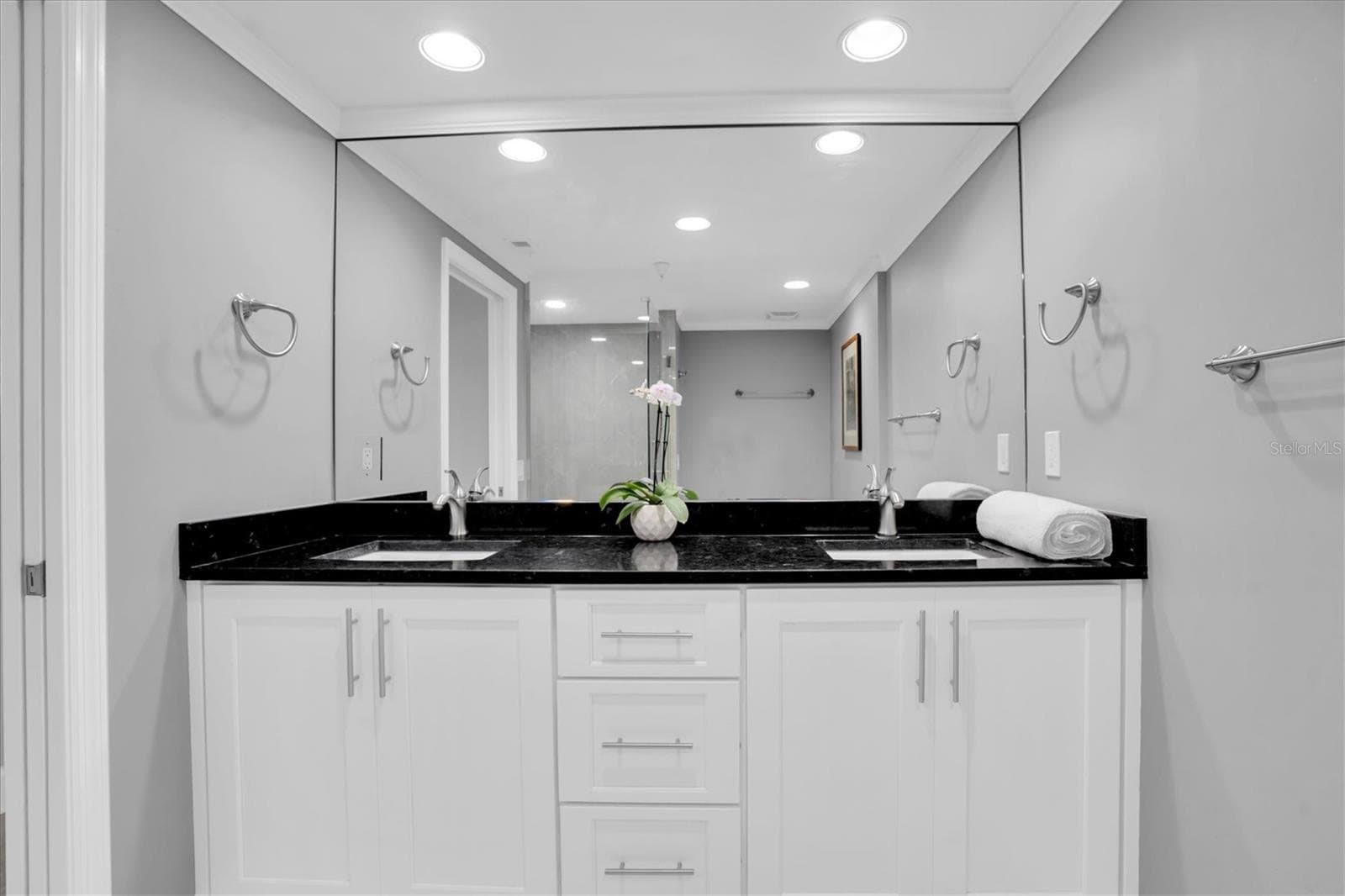 Primary bath #2 - 4993 BACOPA LN S #705, ST PETERSBURG