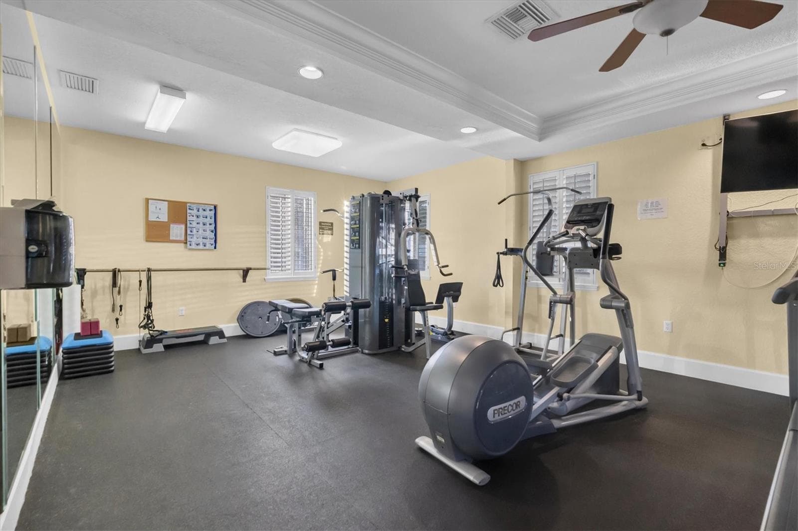 Community fitness center - 4993 BACOPA LN S #705, ST PETERSBURG
