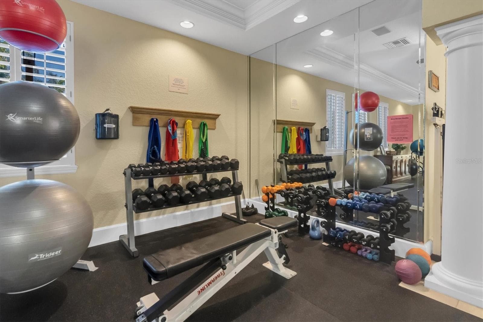 Community fitness center - 4993 BACOPA LN S #705, ST PETERSBURG