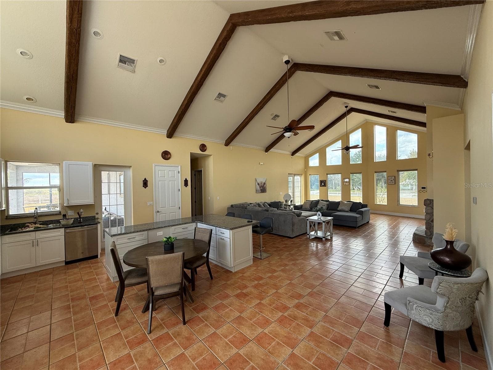 Single Family Residence at 186 S BEAR POINTE DR, LAKE PLACID, photo 7 of 20