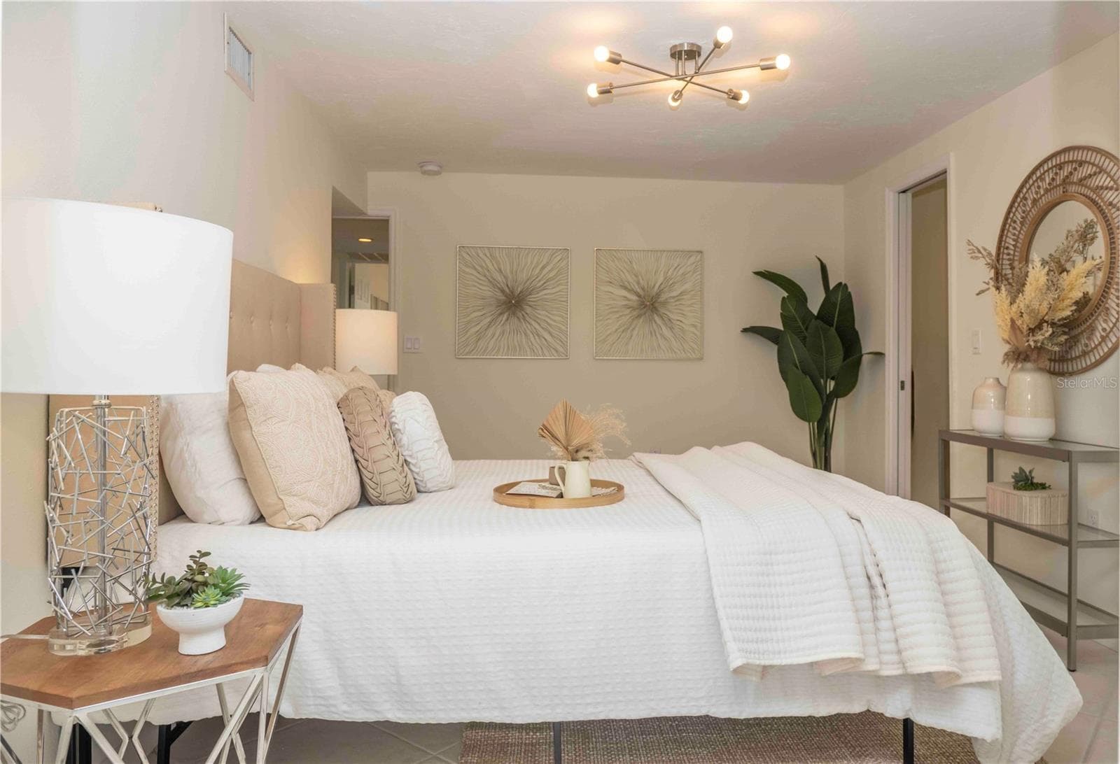 Primary Bedroom - 563 SPANISH DR S, LONGBOAT KEY
