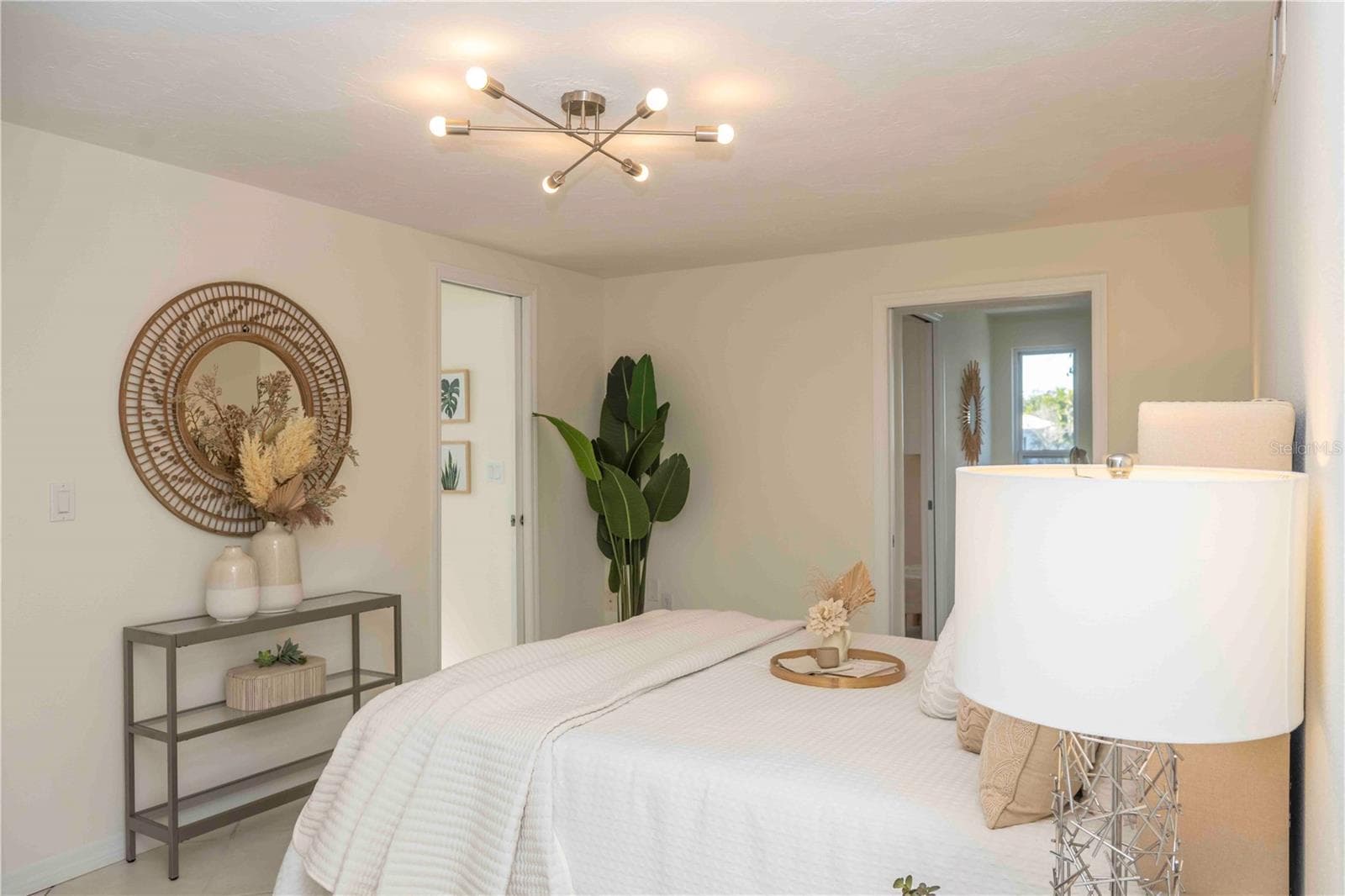 Primary Bedroom - 563 SPANISH DR S, LONGBOAT KEY