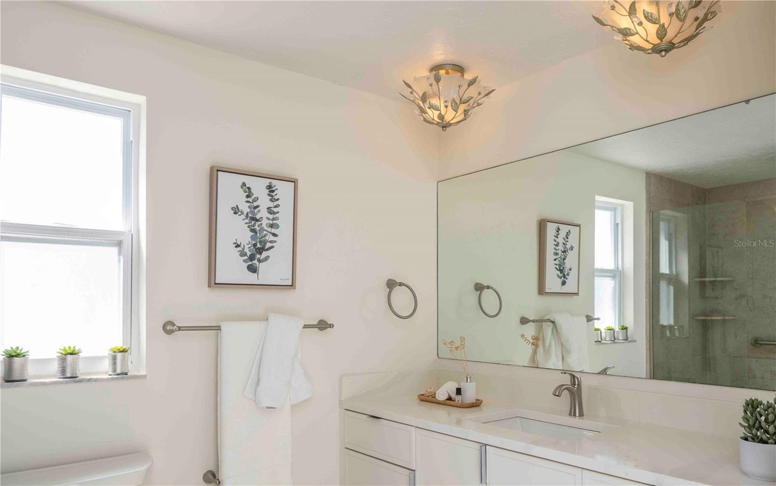 Villa at 563 SPANISH DR S, LONGBOAT KEY, photo 18 of 44