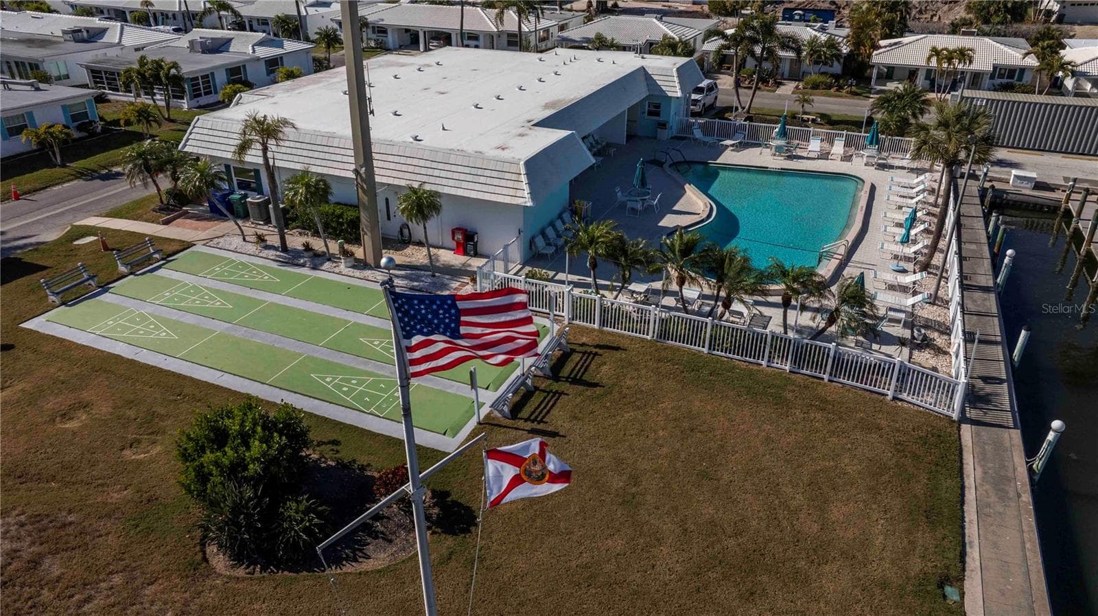 Villa at 563 SPANISH DR S, LONGBOAT KEY, photo 42 of 44
