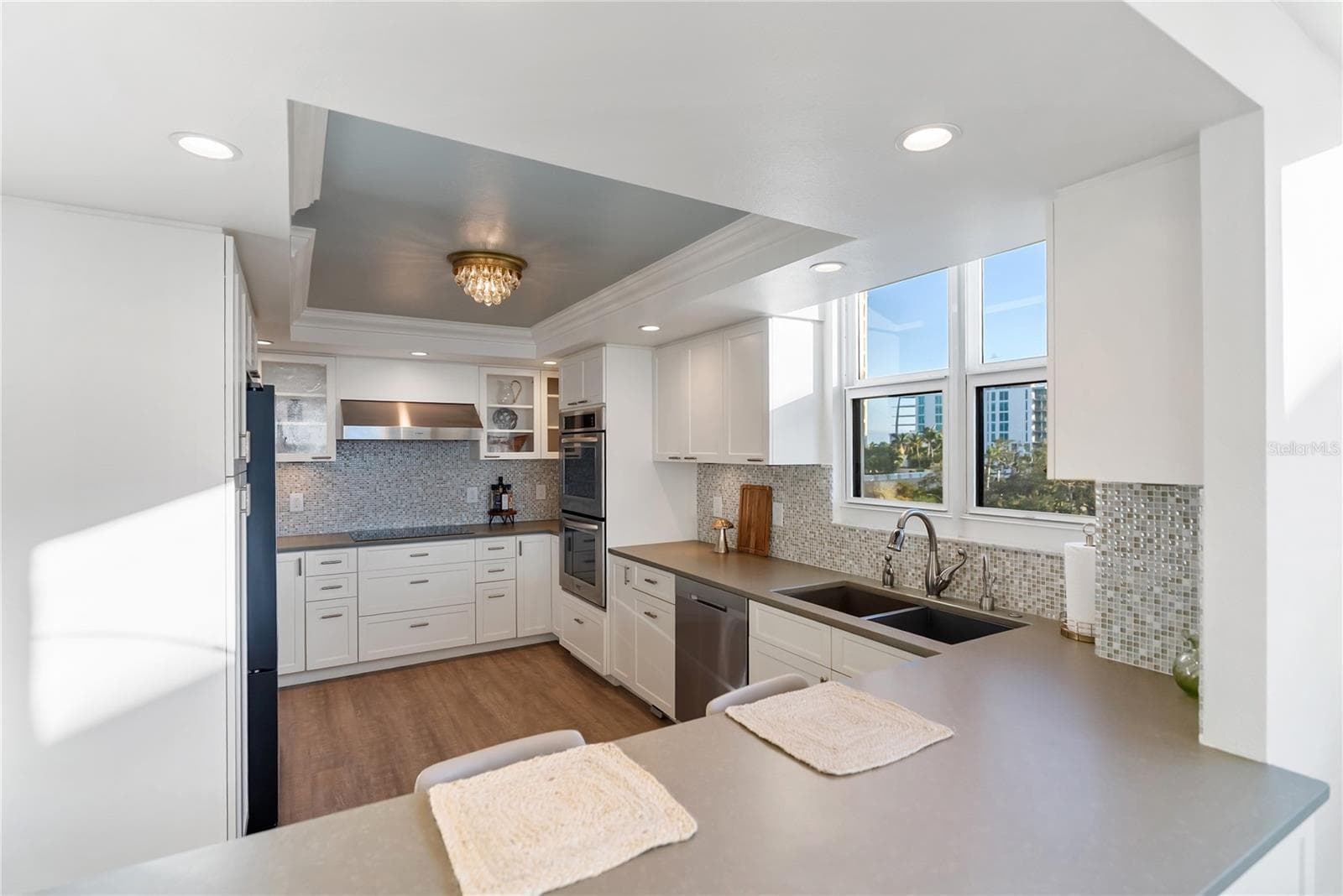 Condominium at 101 SUNSET DR #402, SARASOTA, photo 9 of 61