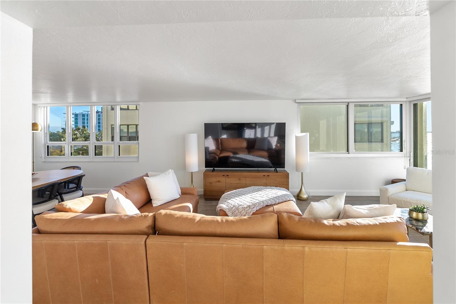 Condominium at 101 SUNSET DR #402, SARASOTA, photo 18 of 61
