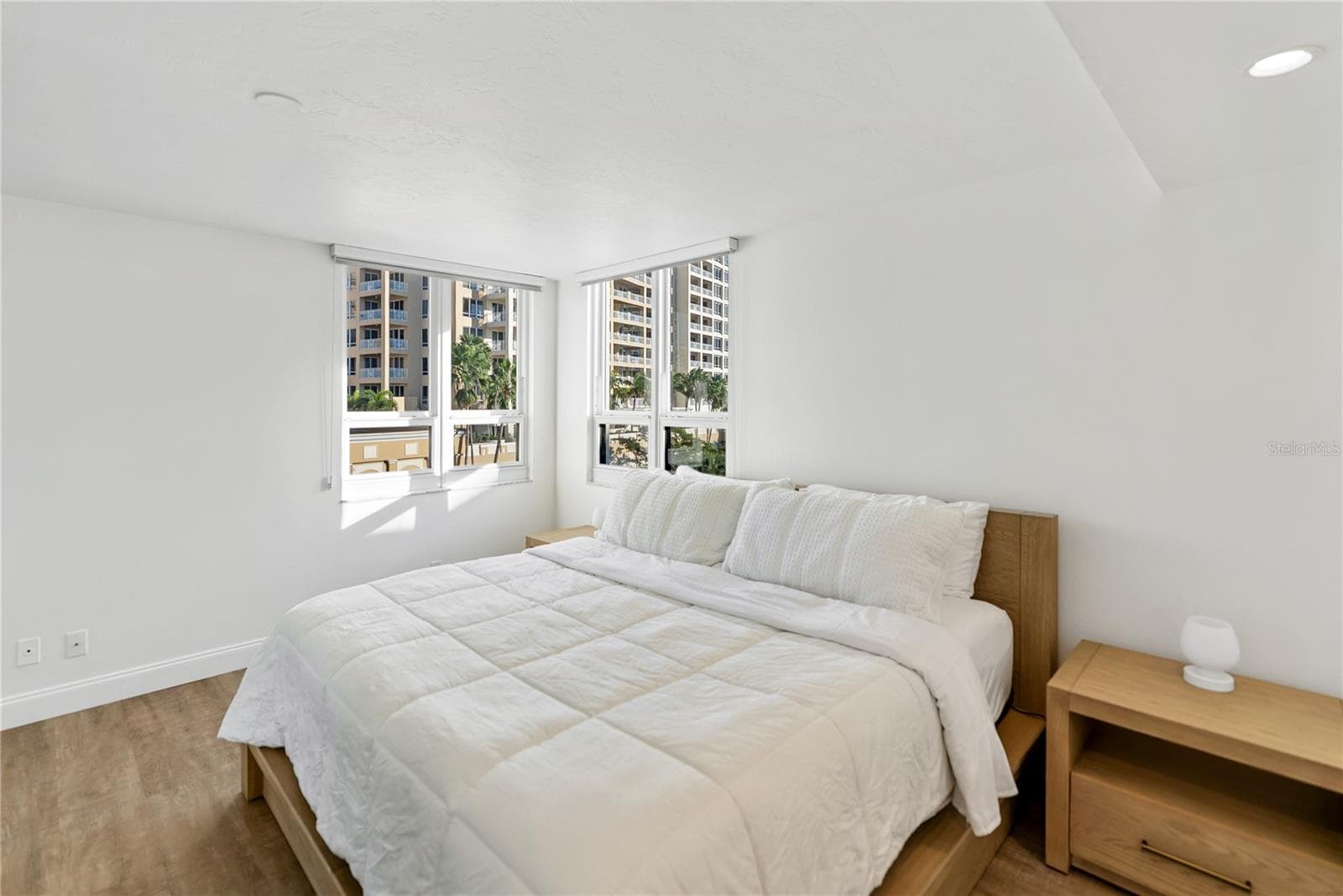 Condominium at 101 SUNSET DR #402, SARASOTA, photo 26 of 61