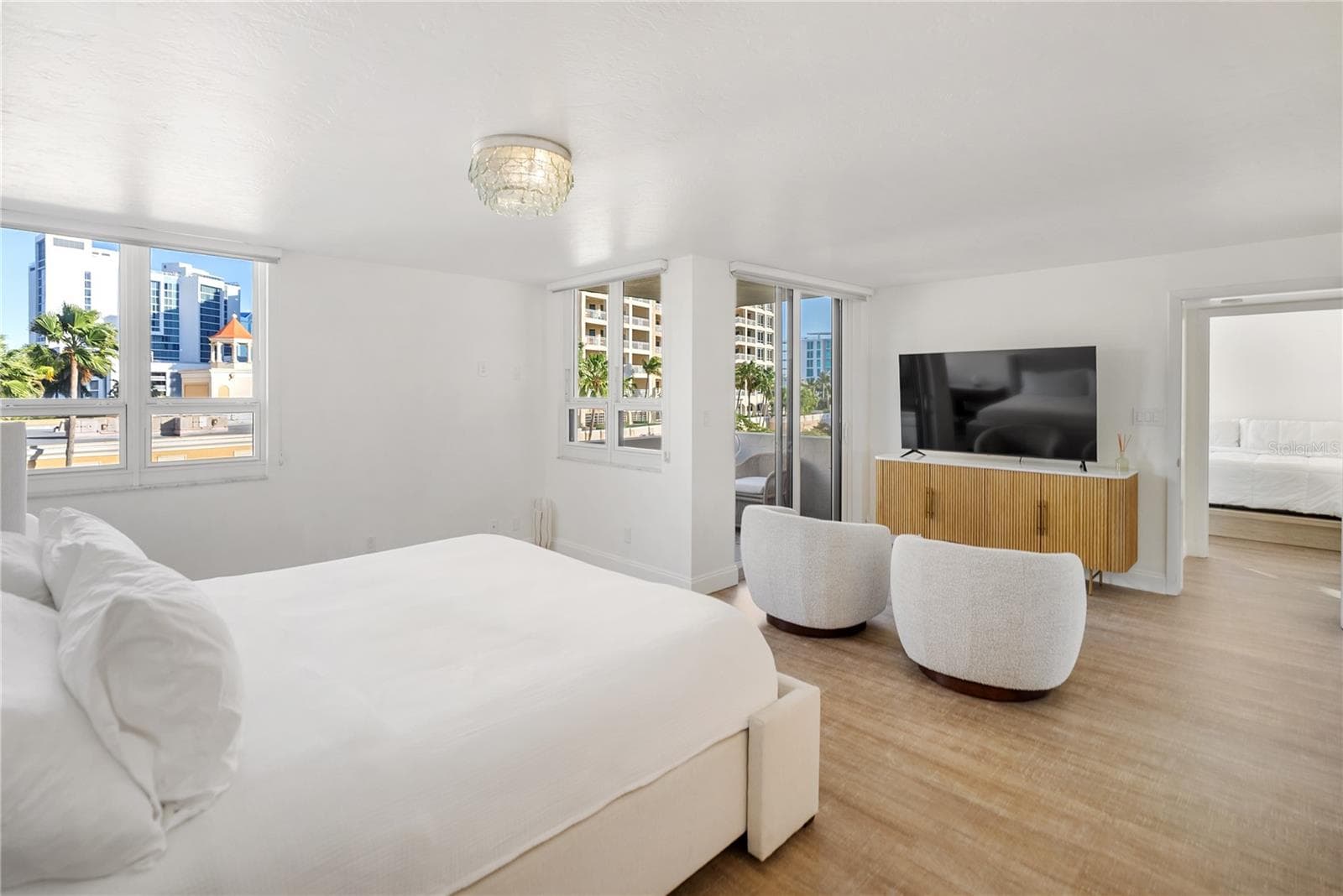 Condominium at 101 SUNSET DR #402, SARASOTA, photo 31 of 61