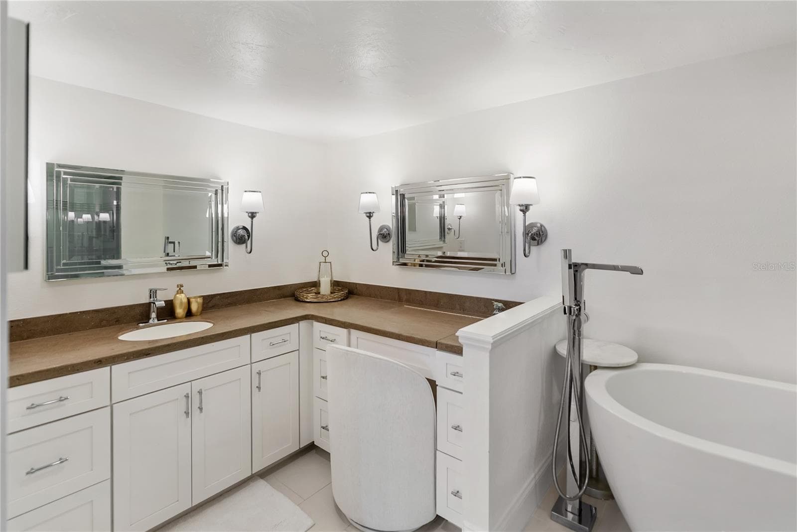 Condominium at 101 SUNSET DR #402, SARASOTA, photo 42 of 61