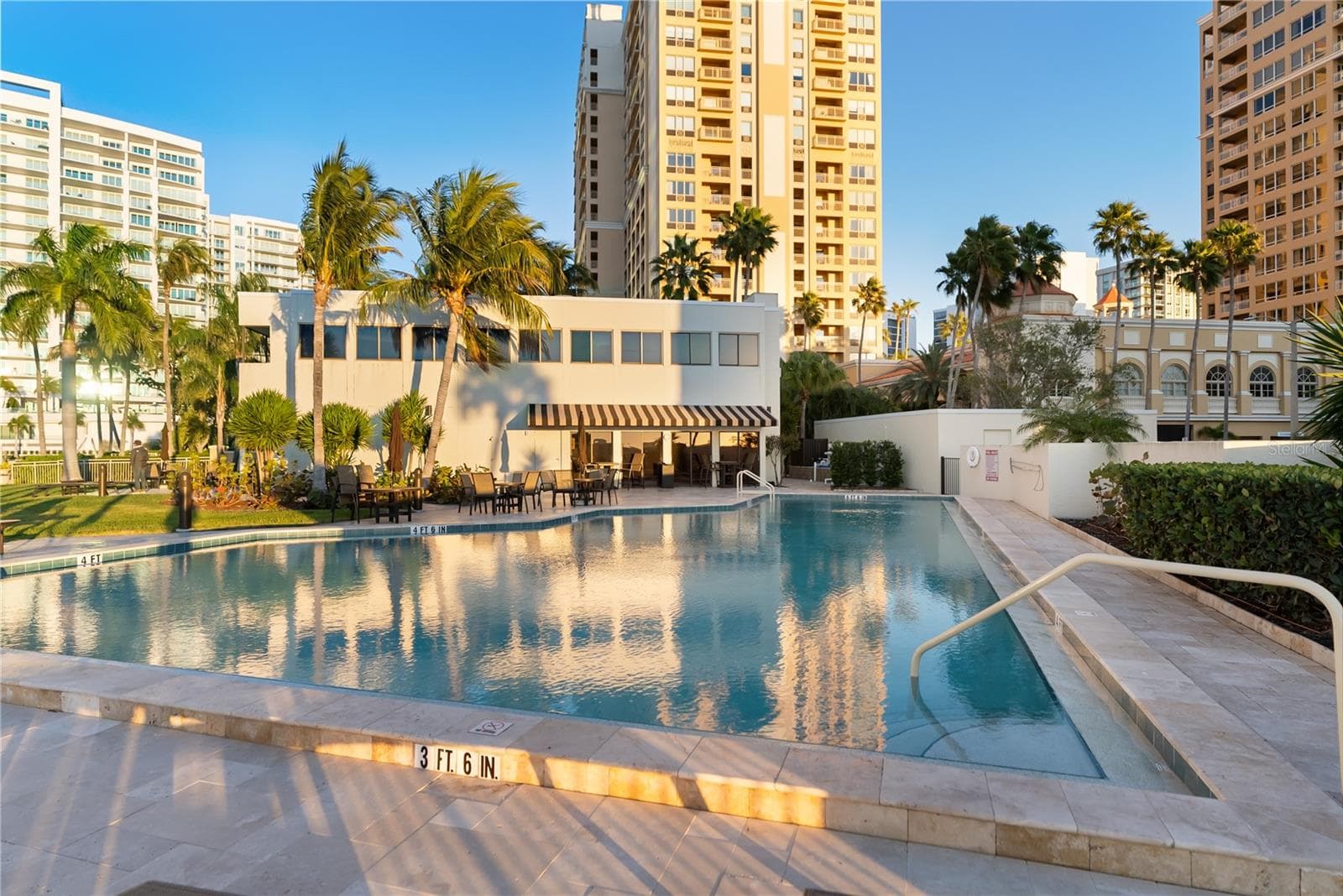 Condominium at 101 SUNSET DR #402, SARASOTA, photo 44 of 61