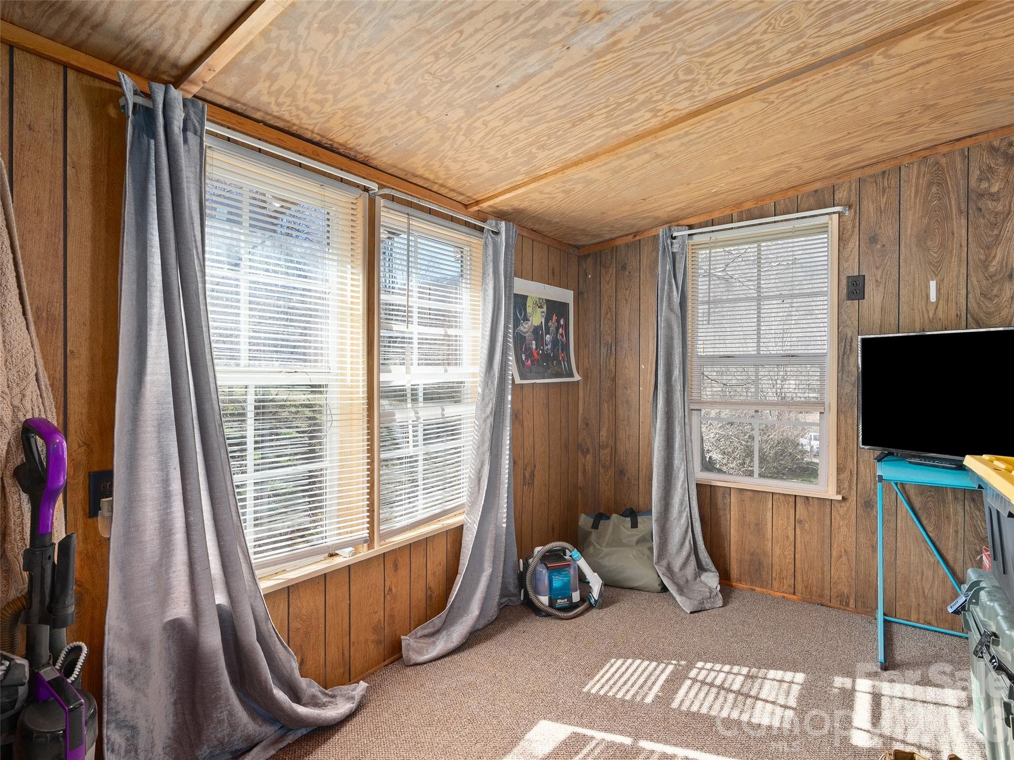 Single Family Residence at Clyde, photo 15 of 19
