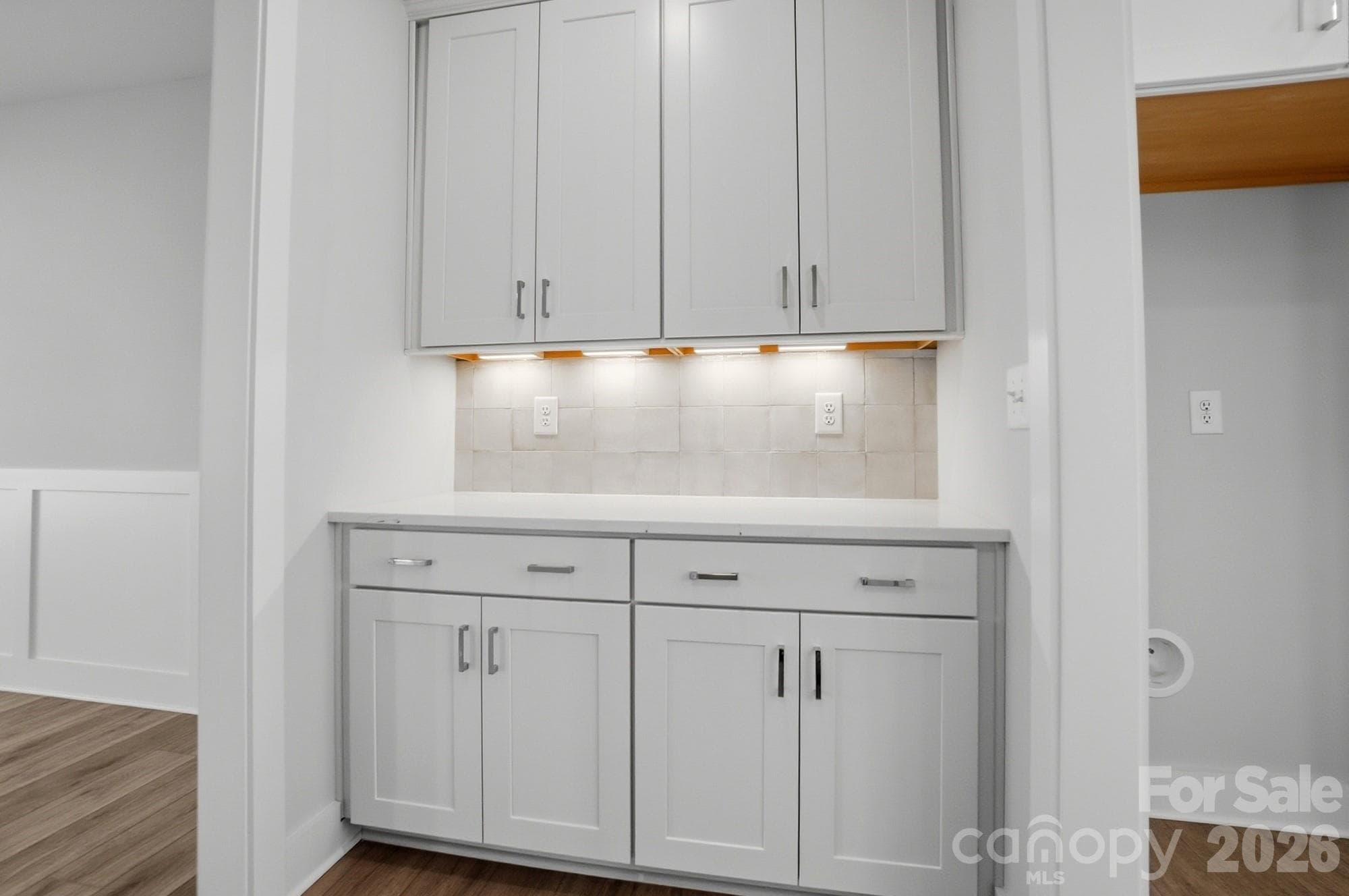 Butler pantry - 5054 McLaughlin Loop, Waxhaw