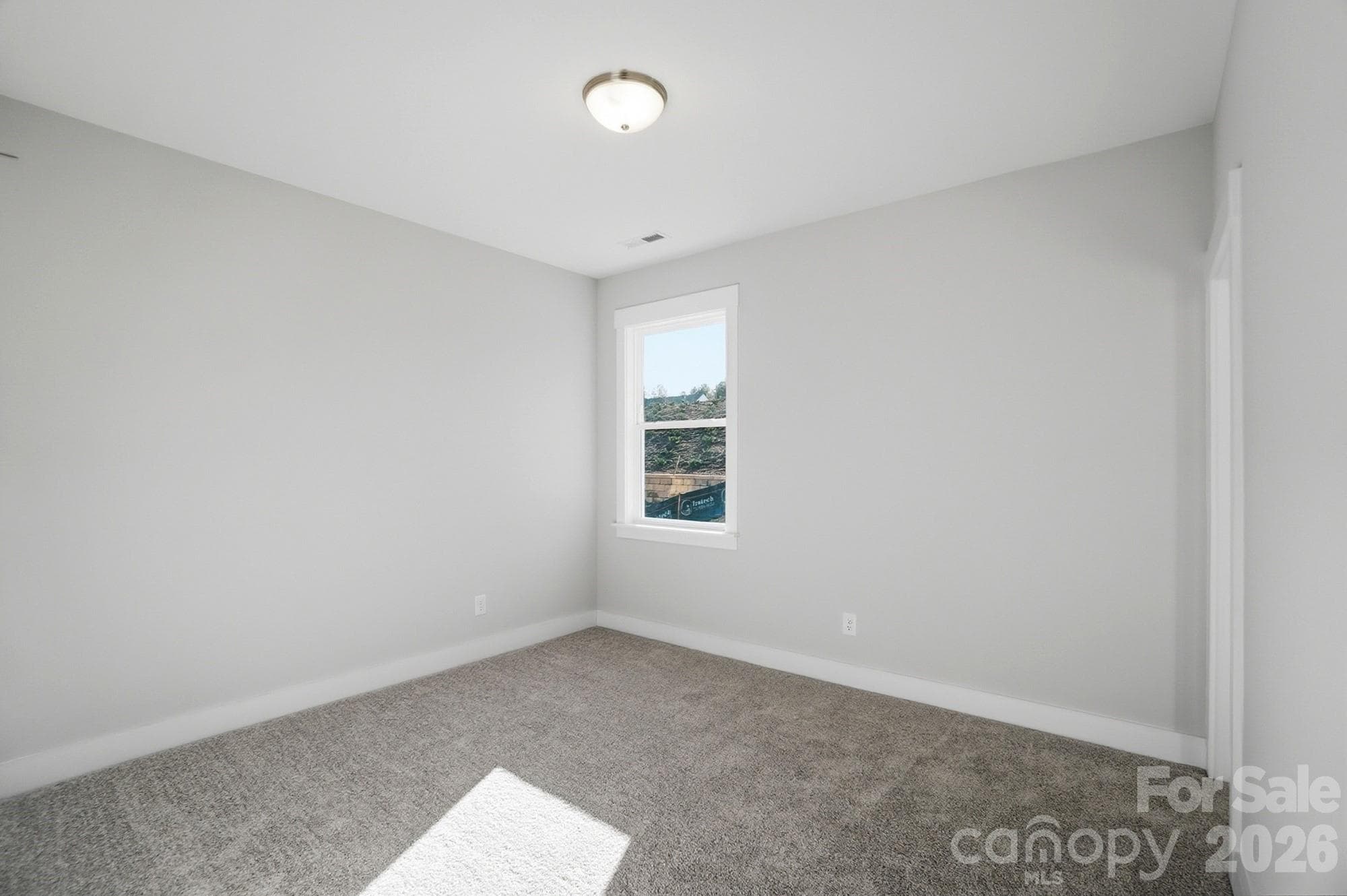 Guest suite on main - 5054 McLaughlin Loop, Waxhaw