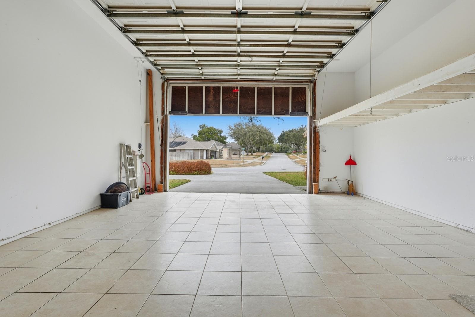 Garage - 5941 MARVILLE CIR, PORT ORANGE